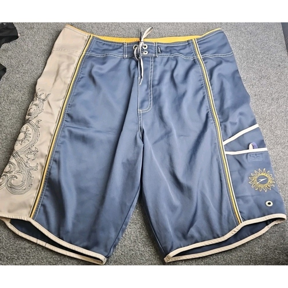 Speedo Swim/boardshorts Size 36 Pockets On Front.‎ With Drawstrings 1131